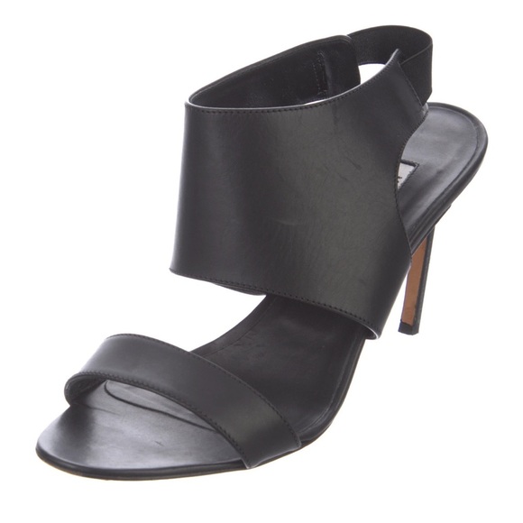 Manolo Blahnik Black Leather Slingback Sandals - Picture 2 of 14